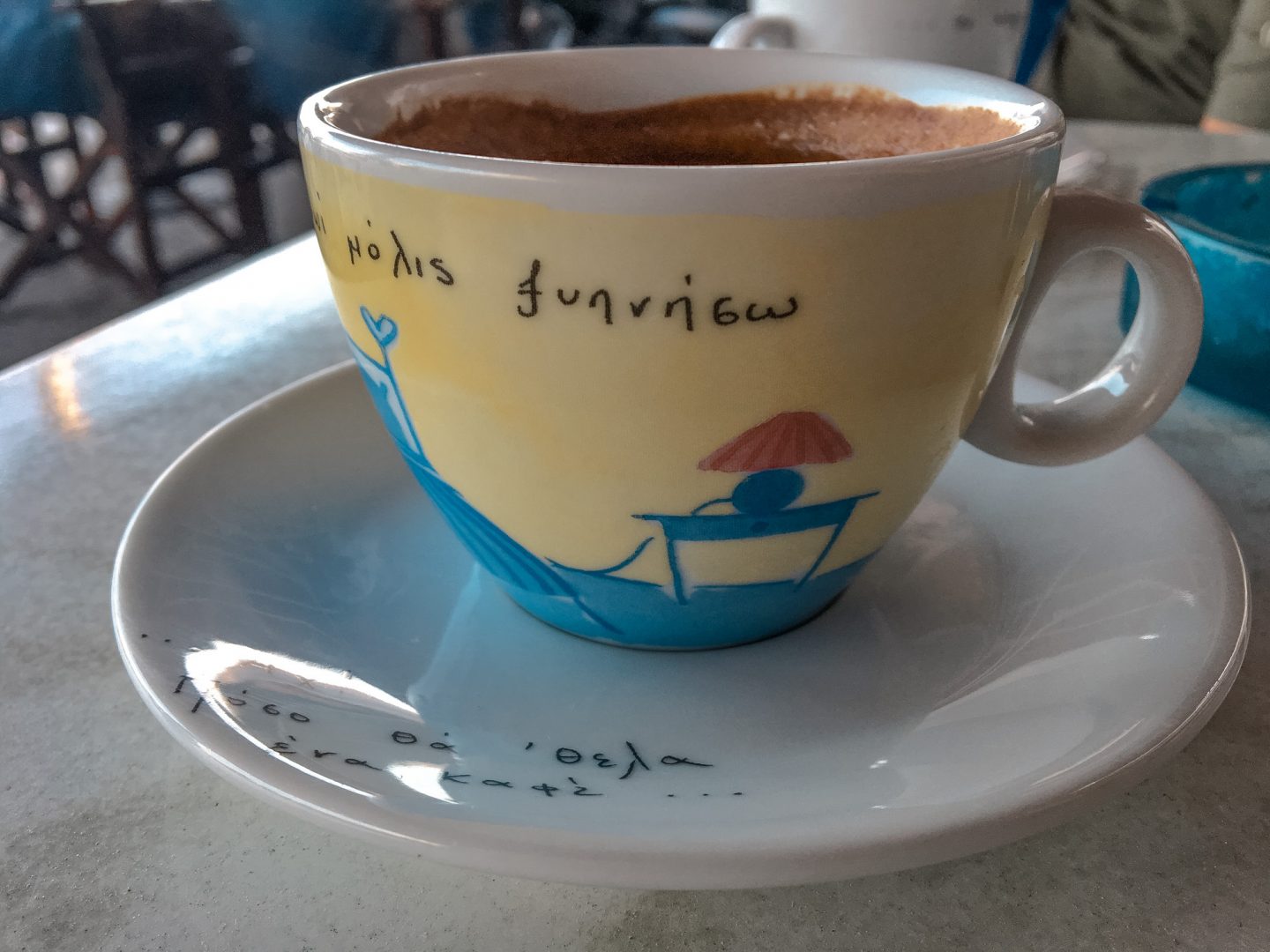 Kaffee in Santorini