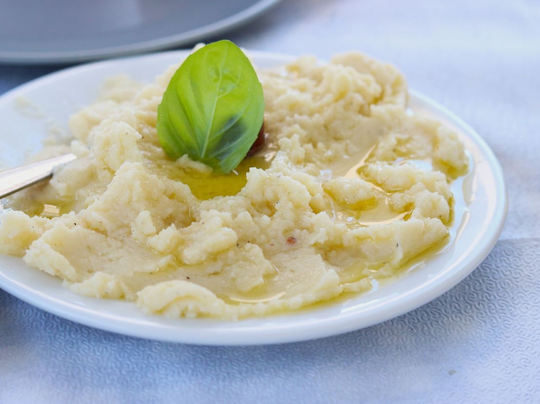 vegan in Greece - leckeres Skordalia - ein traditionelles Gericht